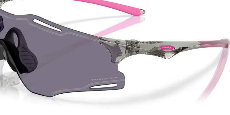 Oakley Cybr Zero Polished Carbon with Prizm Grey Lensess