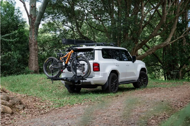 Yakima StageTwo 2inch Platform Hitch Biks-11