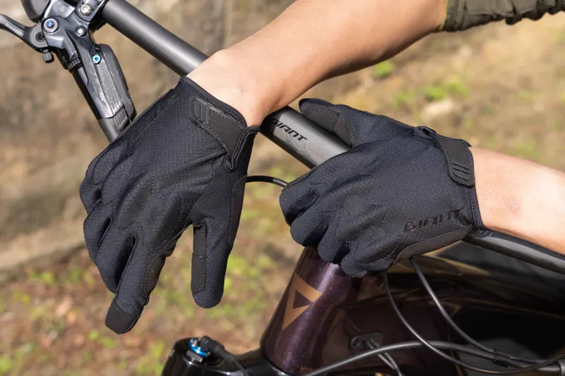 Giant Tower Long Finger MTB Gloves Black