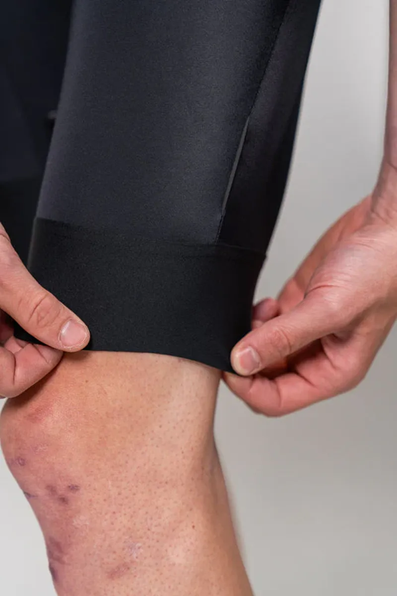 Cuore Silver Level Classic Bib Short Black-3