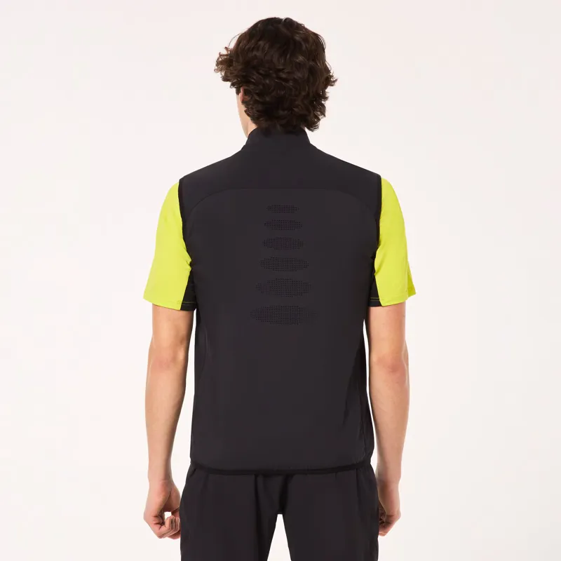 Oakley Elements Insulated Vest Blackout-3