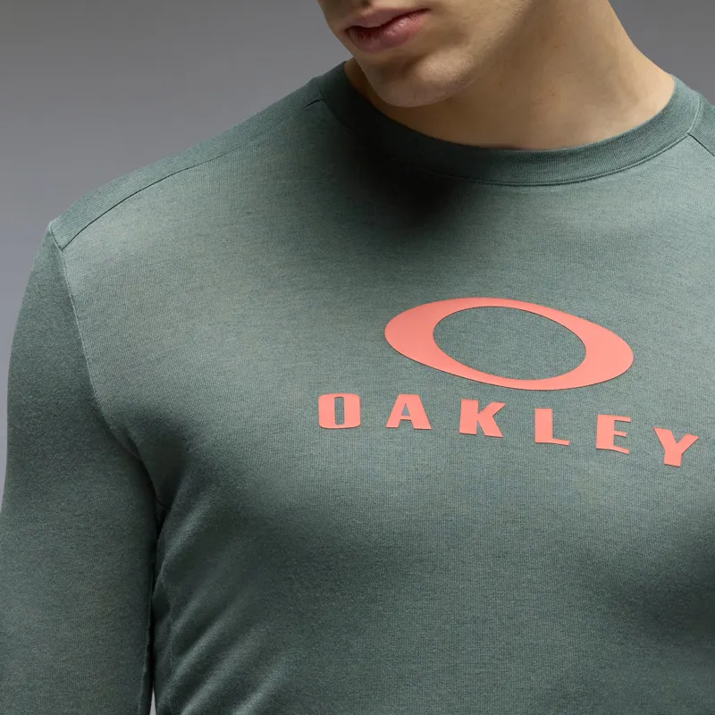 Oakley Seeker Flow Long Sleeve Jersey in Aviator Green-2