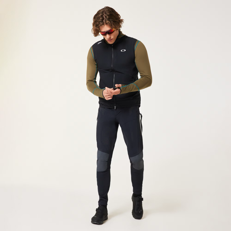 Oakley Elements Alpha Vest Blackout-8