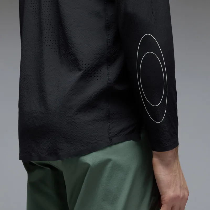 Oakley Seeker Whip Long Sleeve Jersey in Blackout-4
