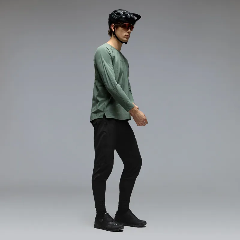 Oakley Seeker Whip Long Sleeve Jersey in Aviator Green-2
