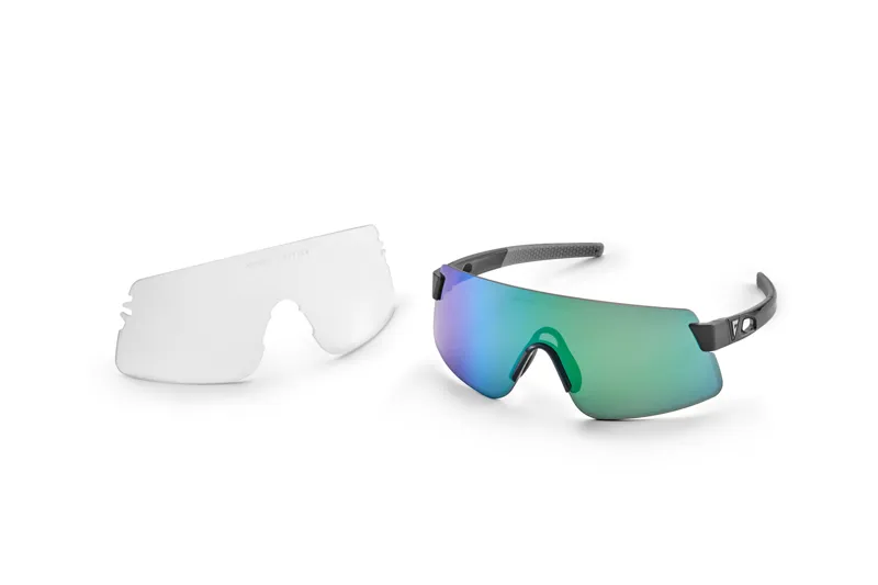 Giant Helio Glasses PolarVis Black Frame with PolarVis Lens-3