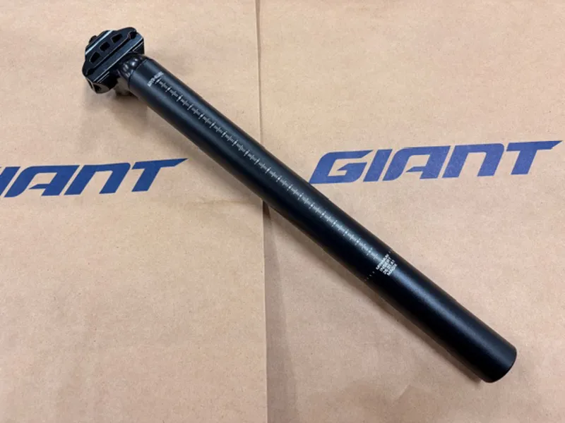 Giant D-Fuse Seatpost Alloy