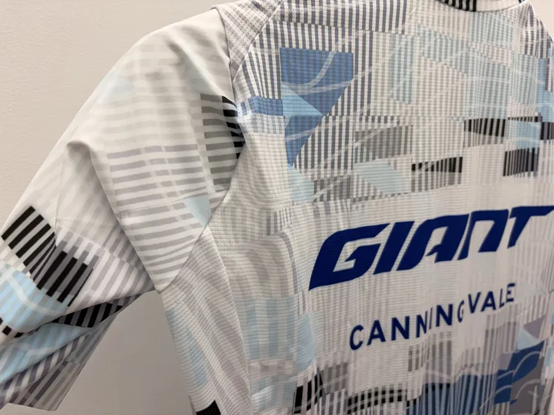 Cuore Giant Canning Vale Pro Jersey White/Blue MY26-3