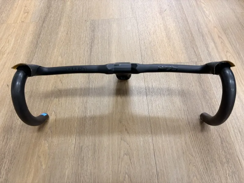 PRO Vibe Evo Integrated Carbon Road Handlebar 42cm/125mm-1
