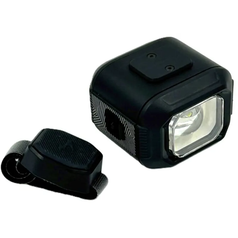 Moon Titan Max Front Light 1700 Lumens Black with Remote