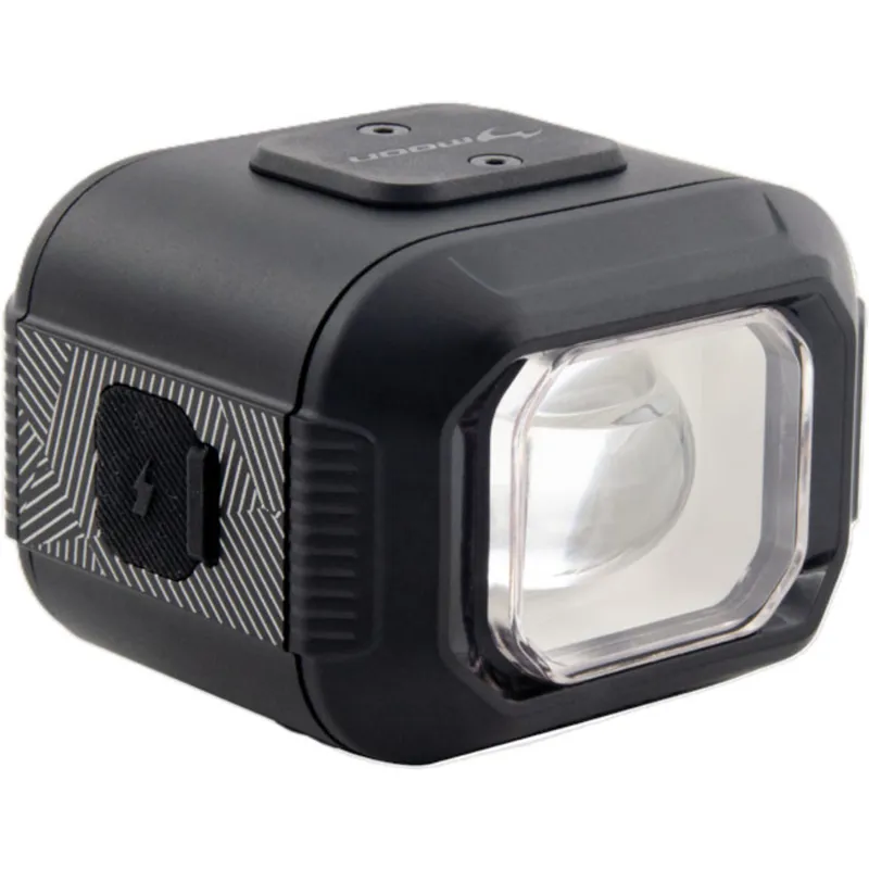 Moon Titan Max Front Light 1700 Lumens Black