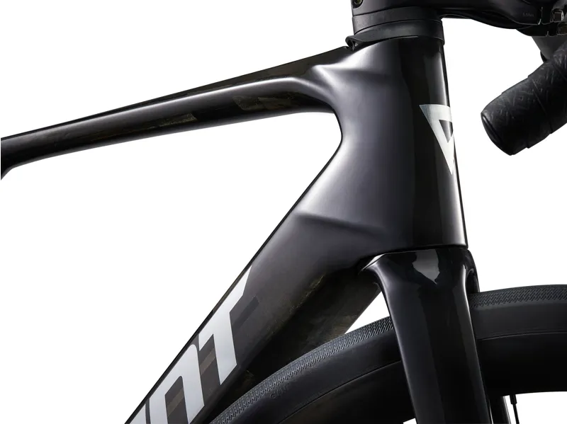 2025 Giant Defy Advanced E+ Elite 1 25km/h Raw Carbon-2