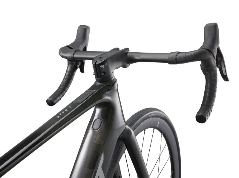 2025 Giant Defy Advanced E+ Elite 1 25km/h Raw Carbon-4