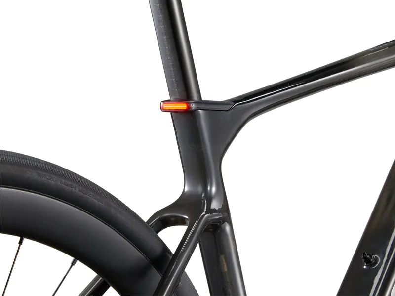 2025 Giant Defy Advanced E+ Elite 1 25km/h Raw Carbon-9