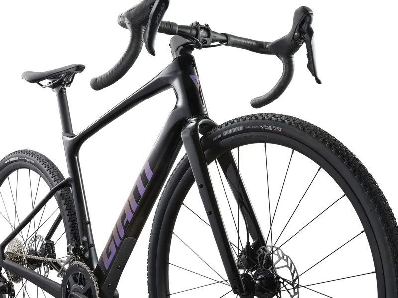2025 Giant Revolt Advanced 2 Gravel Bike in Carbon-4