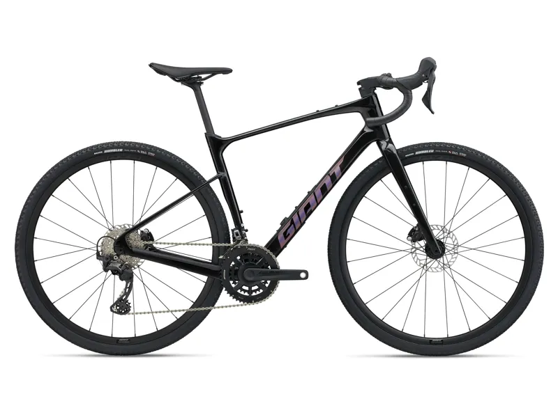 2025 Giant Revolt Advanced 2 Gravel Bike in Carbon