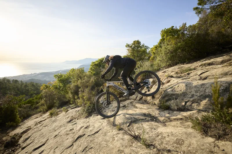 2027 Giant Stance E+ 1 Almond/Black E-MTB-6