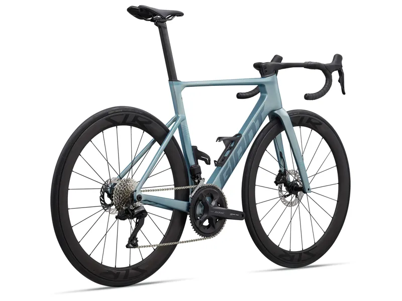 2027 Giant Propel Advanced Pro 1 Di2 Cryo Silver-1