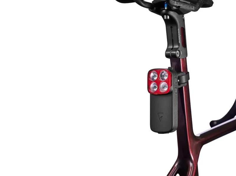 Giant Recon + Tail Light 300 R-3