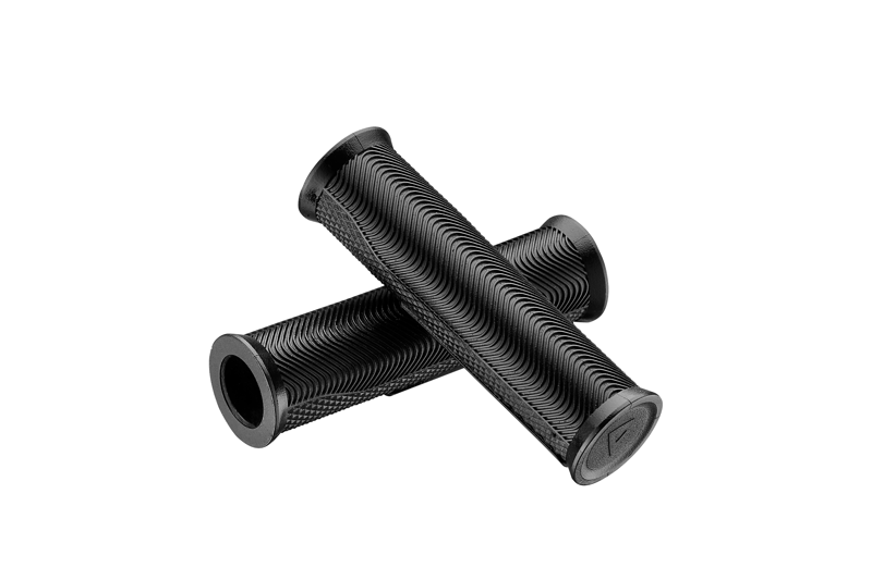 Giant Tactal Comp Grips Black