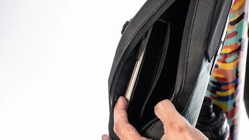 Ulac Trekking GT Pro 1.5L Top Tube Bag Black-4