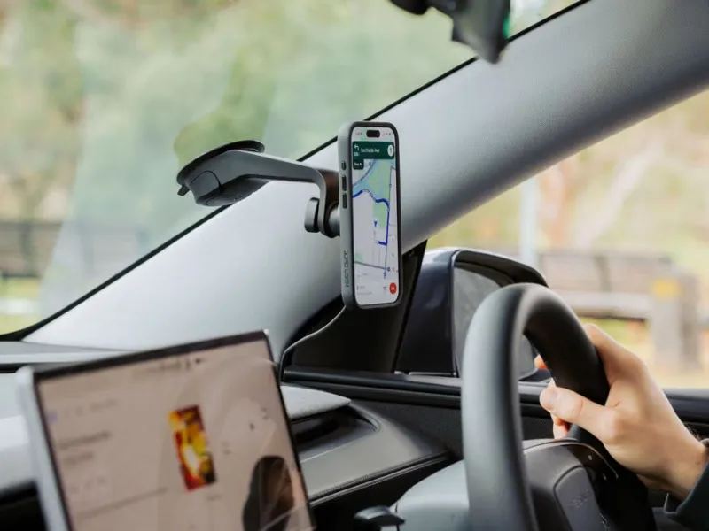 Quadlock Windscreen/Dash Suction Car Mount Black-1