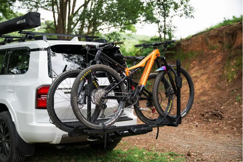 Yakima StageTwo 2inch Platform Hitch Biks-10