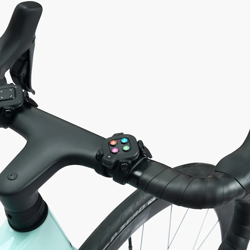 Wahoo KICKR CORE 2 with Zwift Cog and Click-2