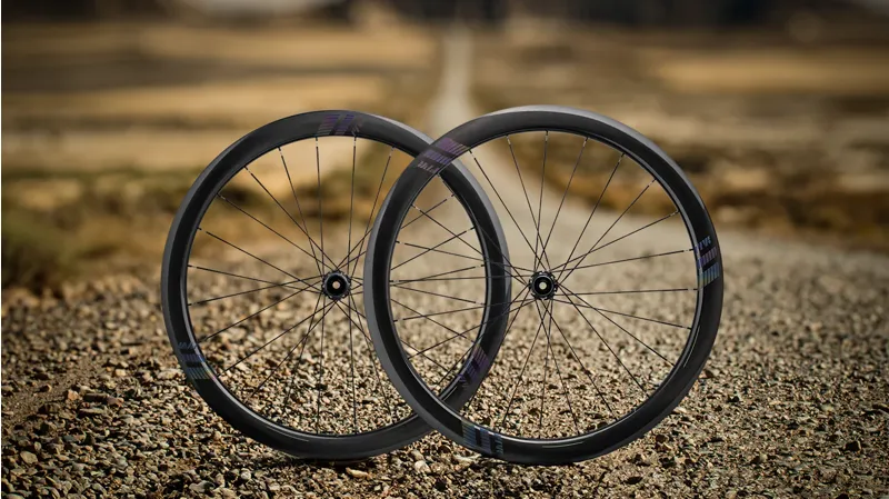 Farsports X4 Gravel Wheelset Sapim Spokes Shimano HGR-1